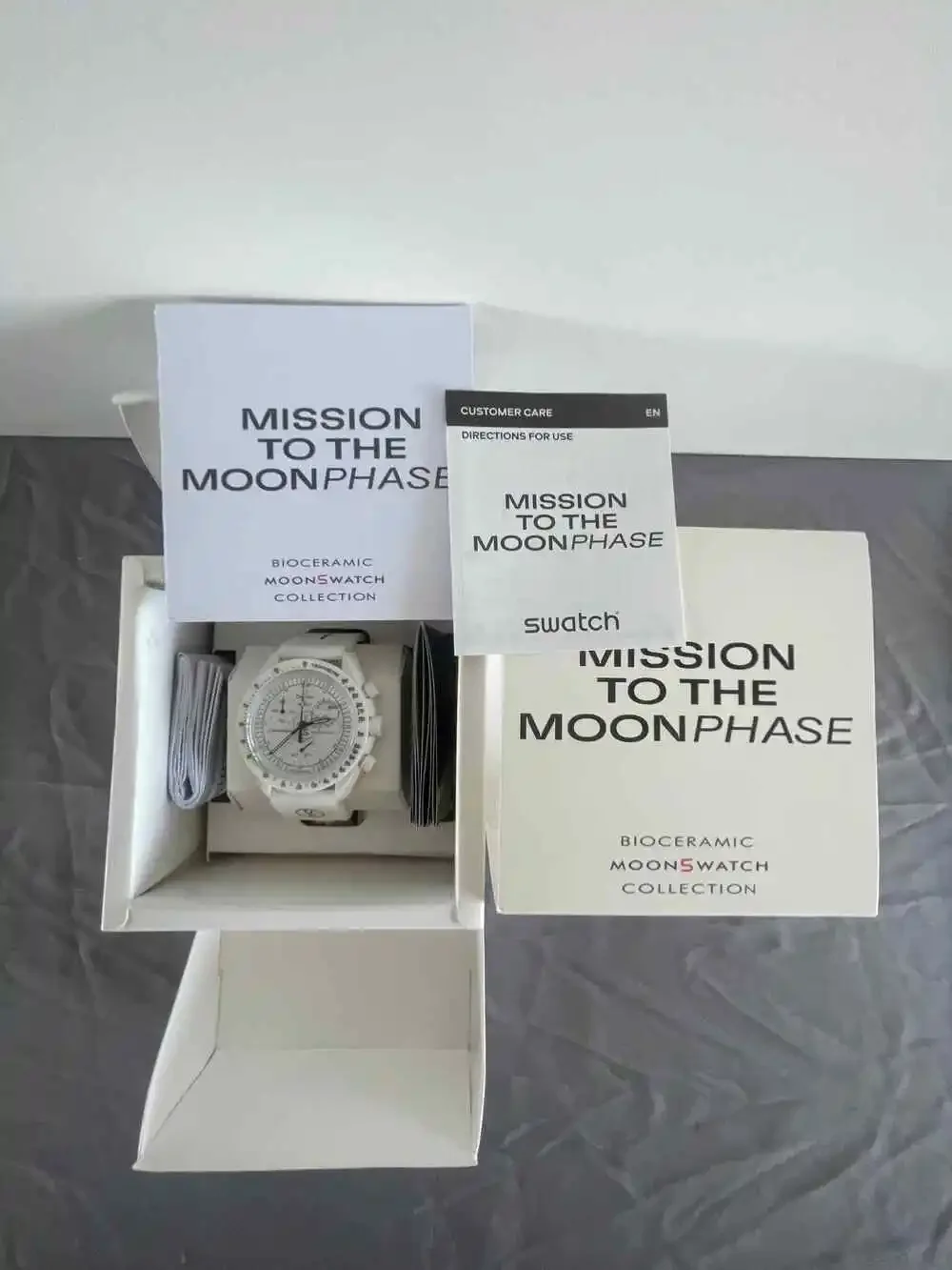 Swatch X Omega Moonswatch Snoopy Mission to the Moonphase White Men's Watch